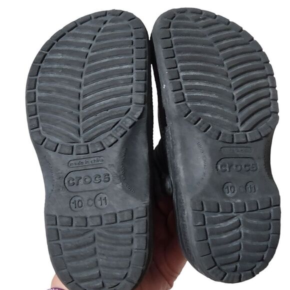 Crocs Candace Clogs Black Kids 10 11 Sandals Shoes Slip On Beach - Picture 5 of 9